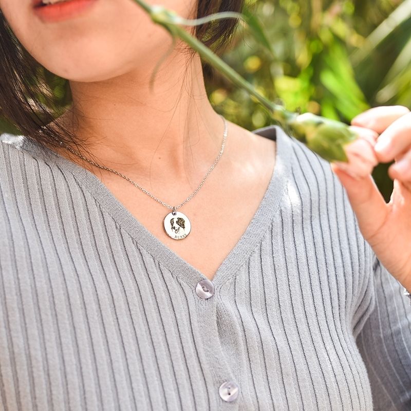 Pet Face Necklace™ Buy 1 Get 2