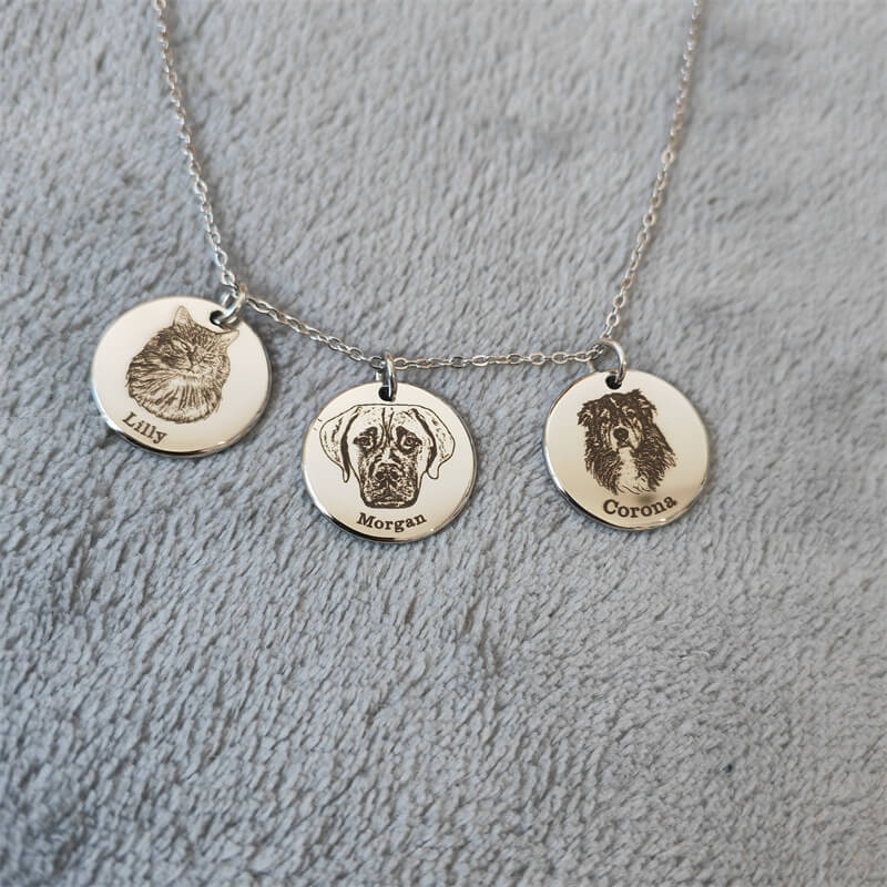 Pet Face Necklace™ Buy 1 Get 2