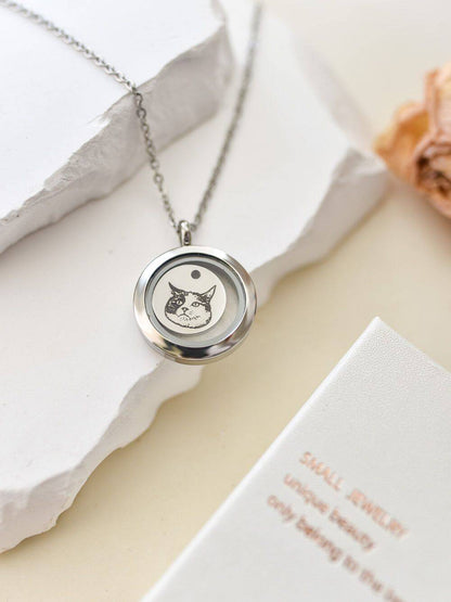 Custom Pet Face Necklace™ with Memorial Fur -1